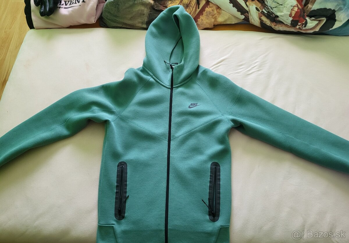 Pánska súprava Nike tech zelena