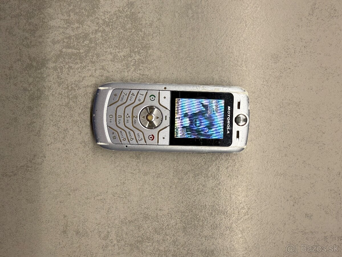 Motorola L6