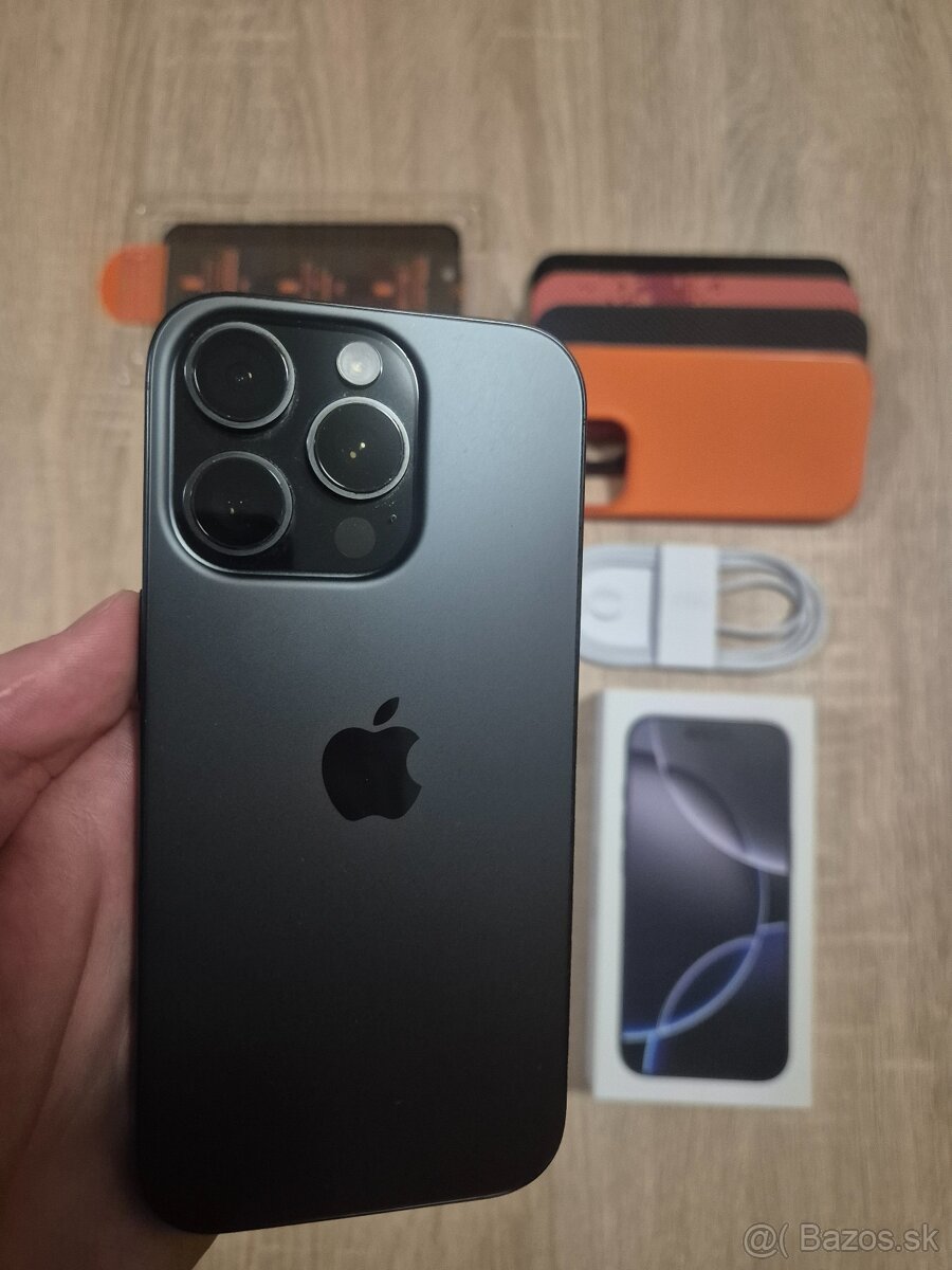 iPhone 16 Pro 90% Baterka