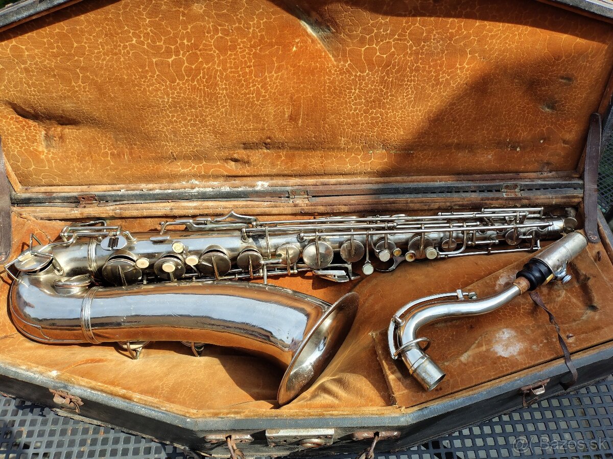 Tenor saxofón