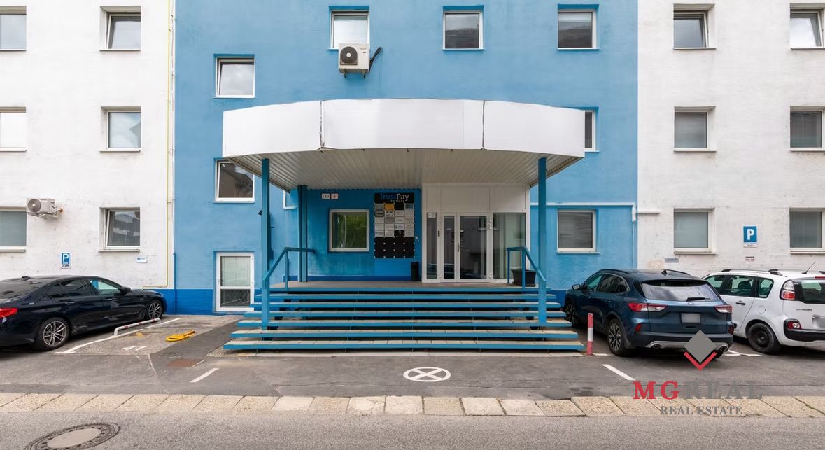 Dvojkancelária 34m2, Koceľova ul.