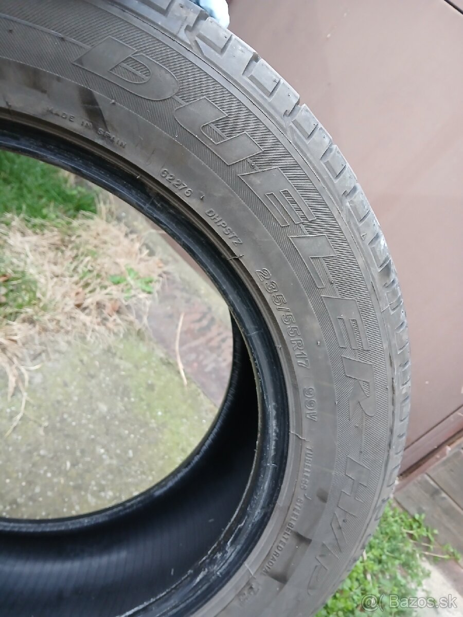 Letné pneu 235/55 R17
