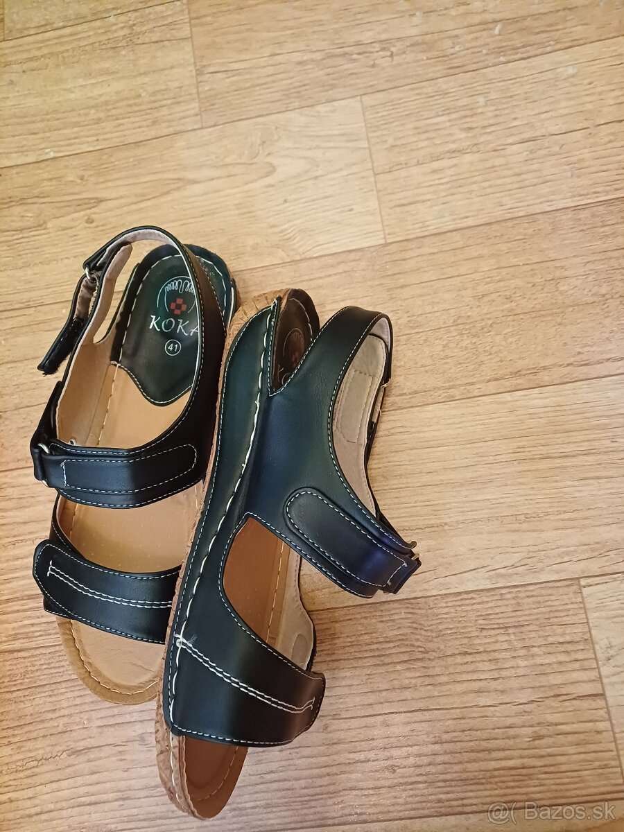 Damske sandalky na suchý zips 41