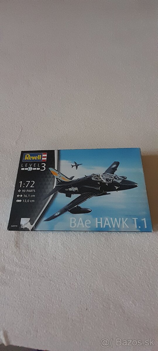 Model stíhačky Bae Hawk T.1