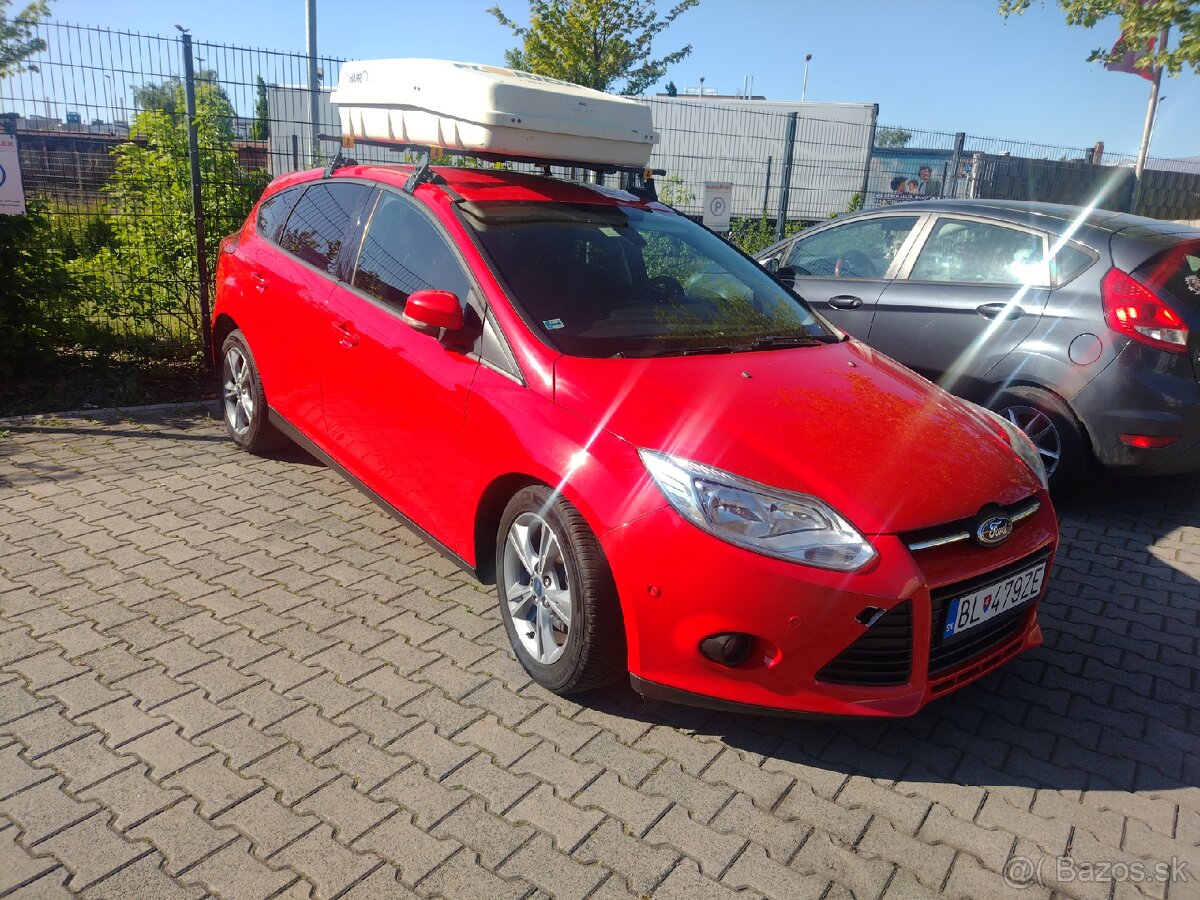 Ford FOCUS 1.0 2013 Top stav