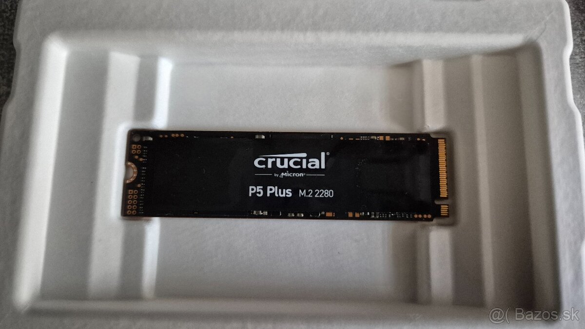 Crucial P5 plus
