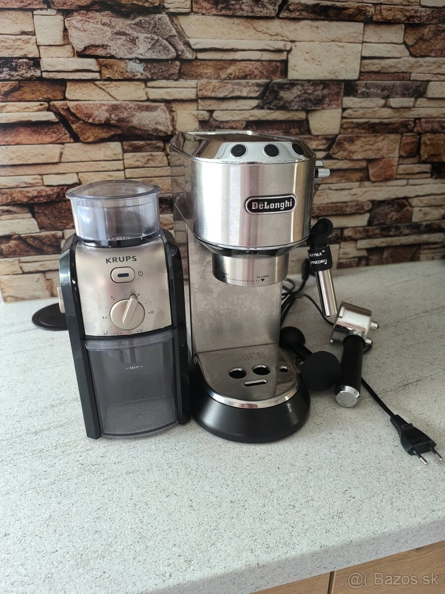 Kávovar Delonghi