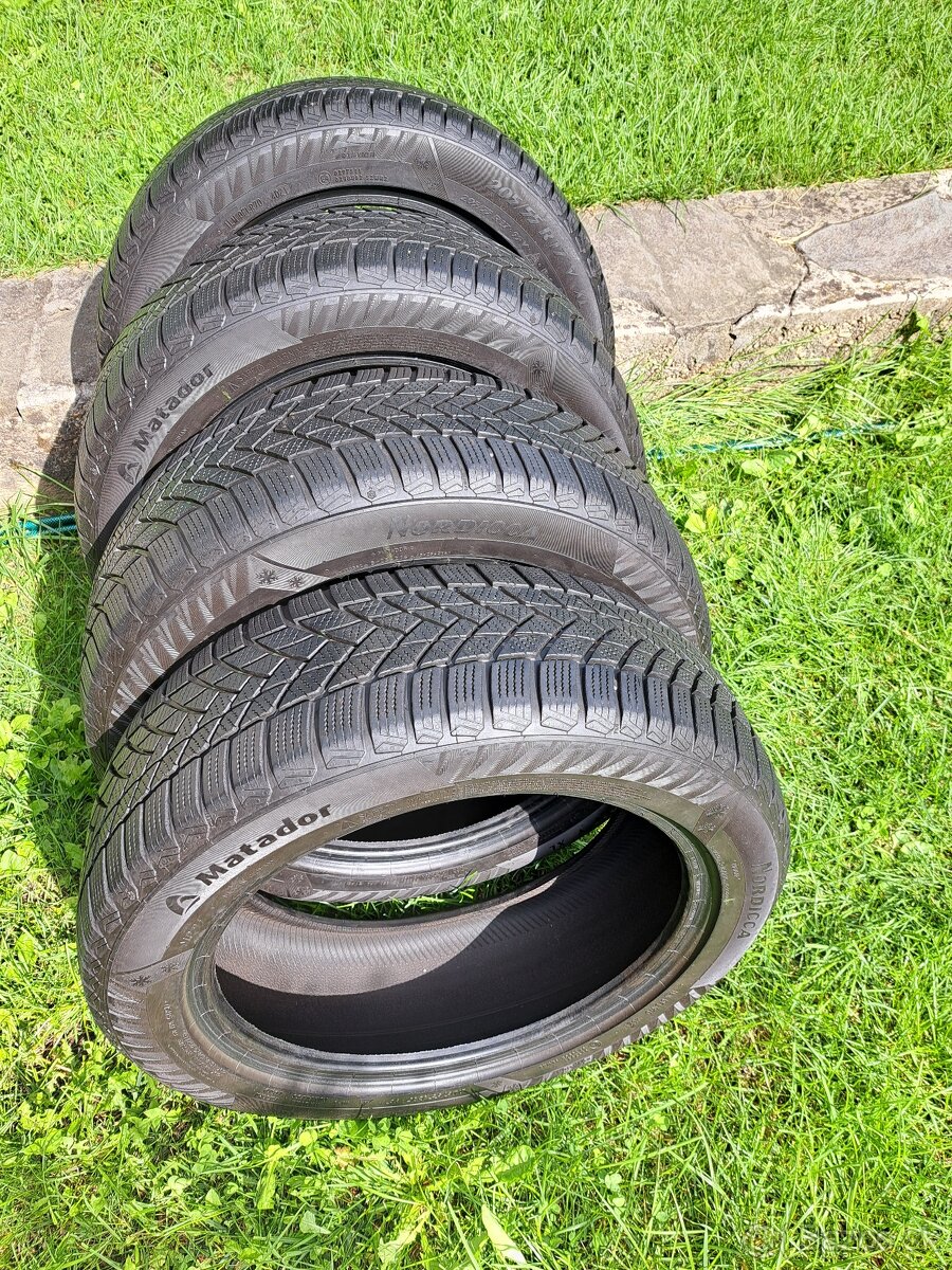 Zimne pneu 205/55 r17 - Matador