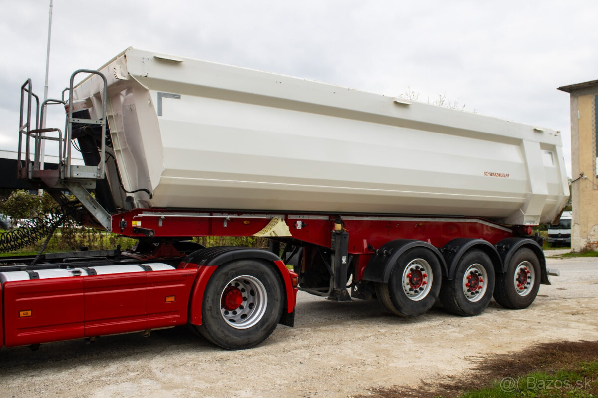 Vyklápací náves Schwarzmuller - sklápací náves