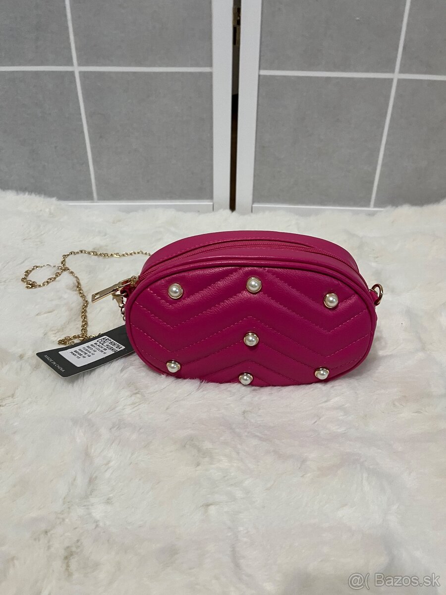 Damska ruzova kabelka