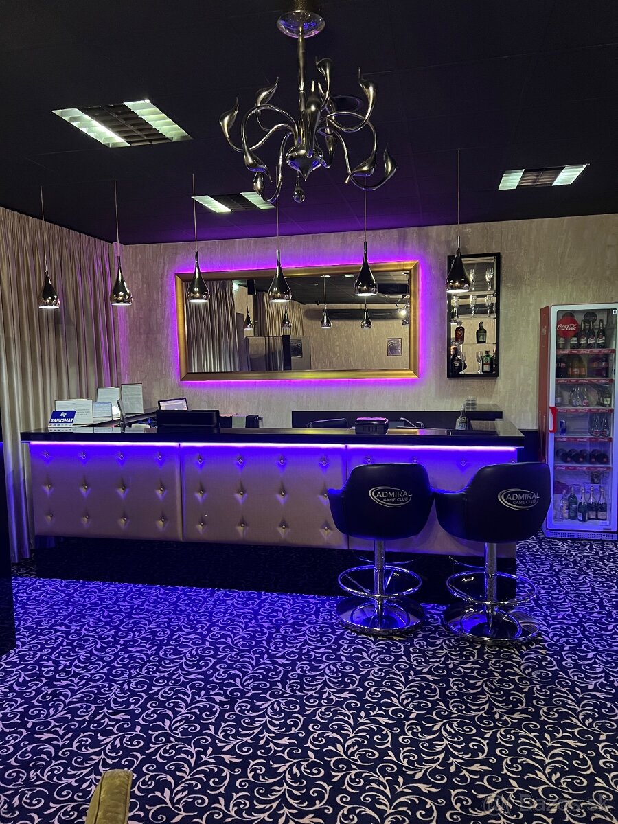 Obchodný priestor v ZH vhodný pre herňu, kaviareň, bar.