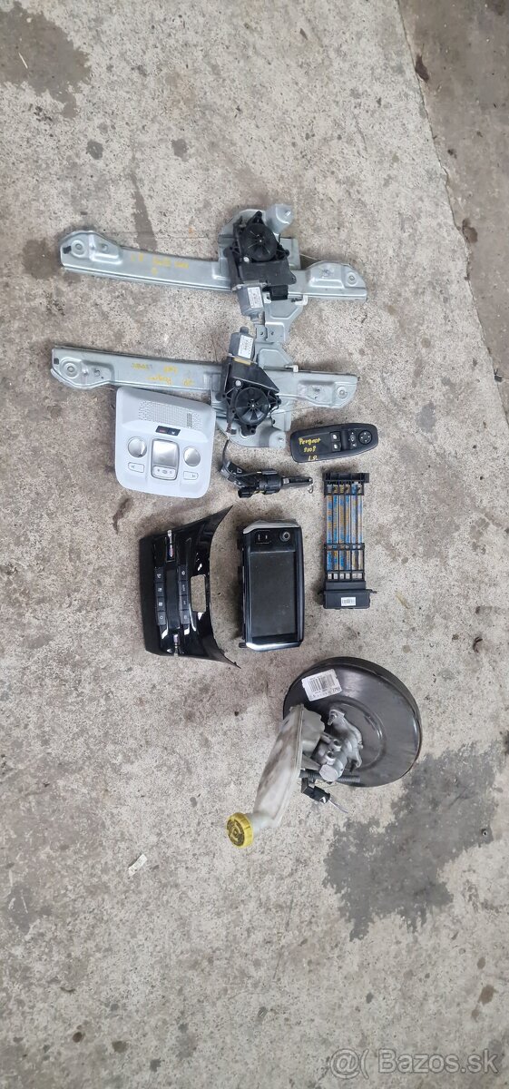 Predám diely na peugeot 2008 ročnik 2014