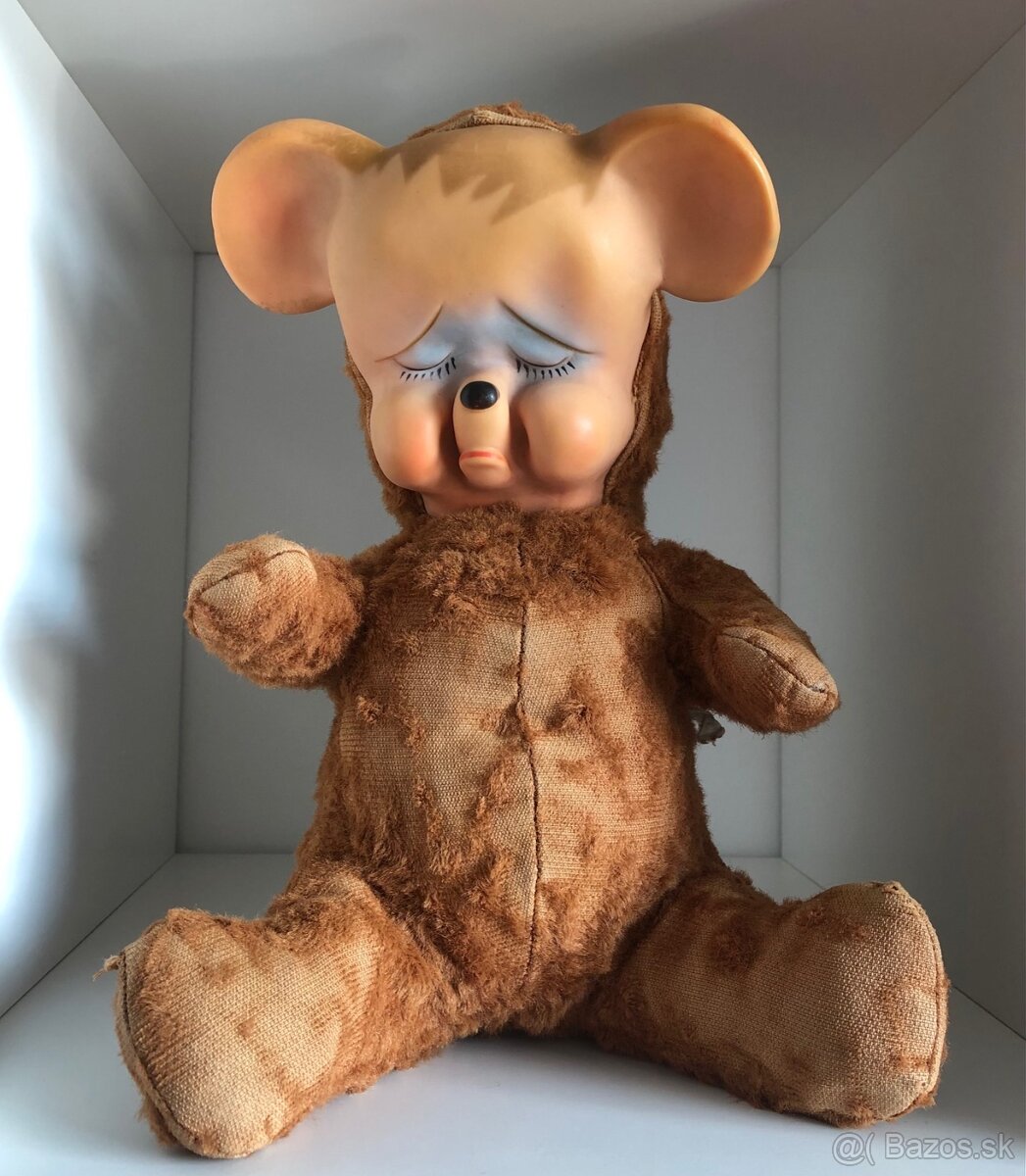 Rushton Plush Rubber Face pouting bear
