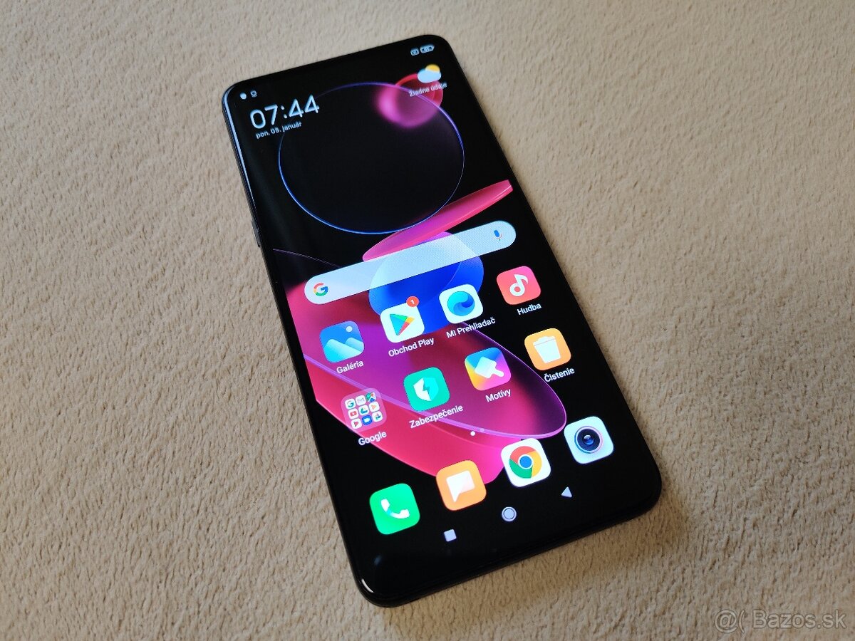 Xiaomi Mi Mix 3 - 5G. 6gb/64gb. Modrá šedá metalíza.