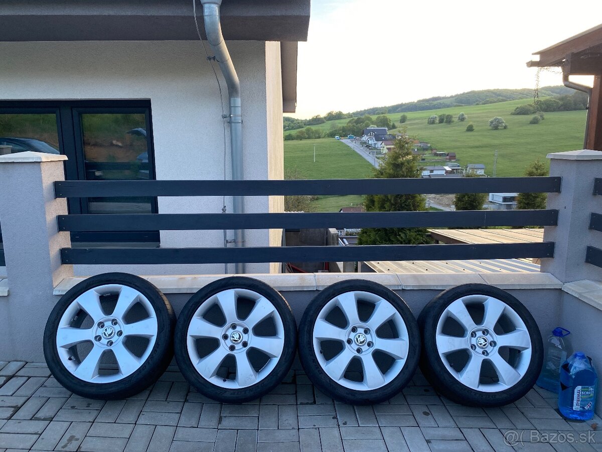 Elektróny škoda R18