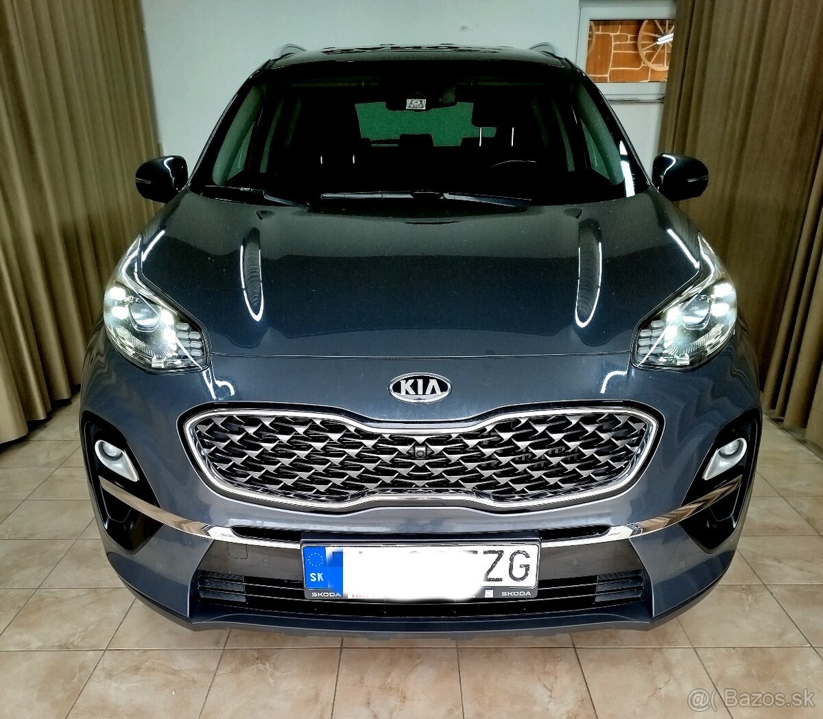 Kia Sportage benzín 4x4 automat 2020 Platinum