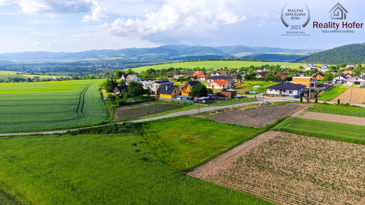 Rovinatý pozemok 910m2, Medzany, 11km od Prešova