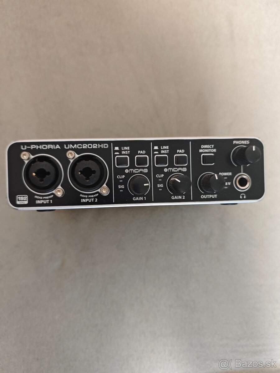 Behringer UMC 202 HD