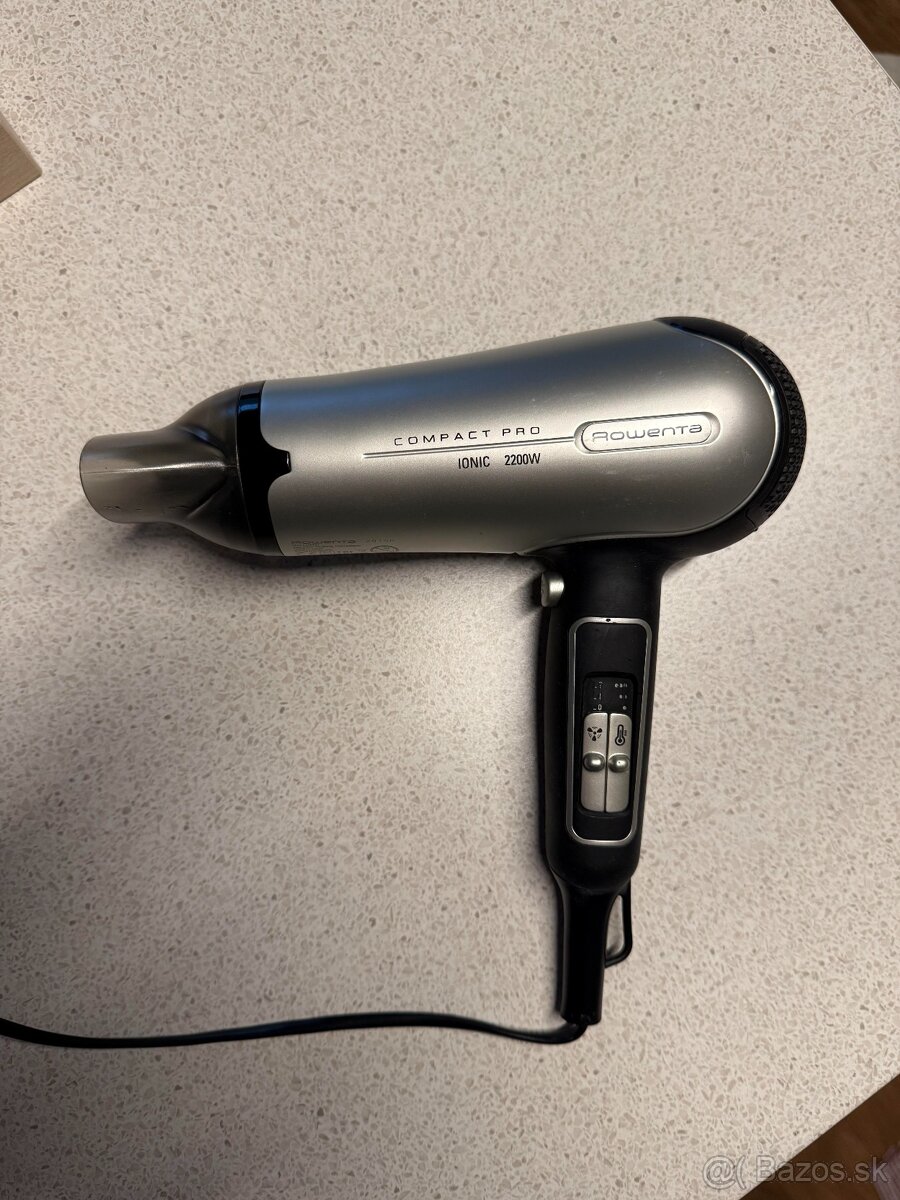 Rowenta Compact Pro Ionic 2220W fén