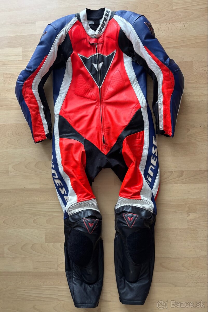 Kožená moto kombinéza Dainese 52