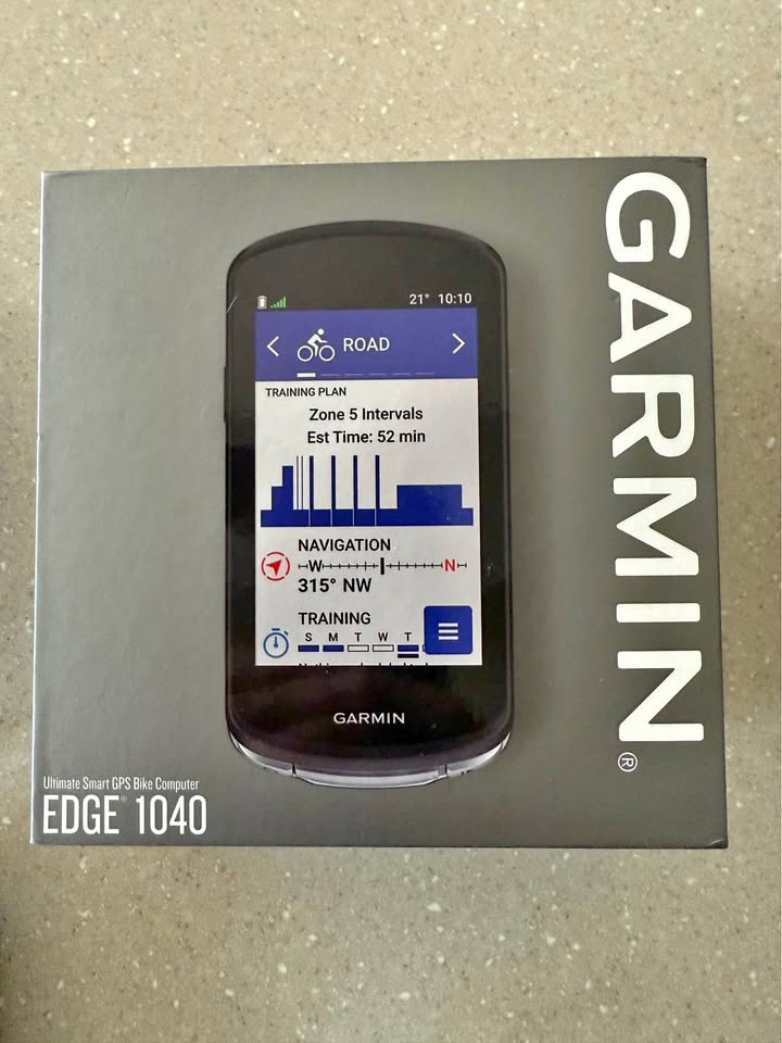 Garmin Edge 1040, top stav, záruka