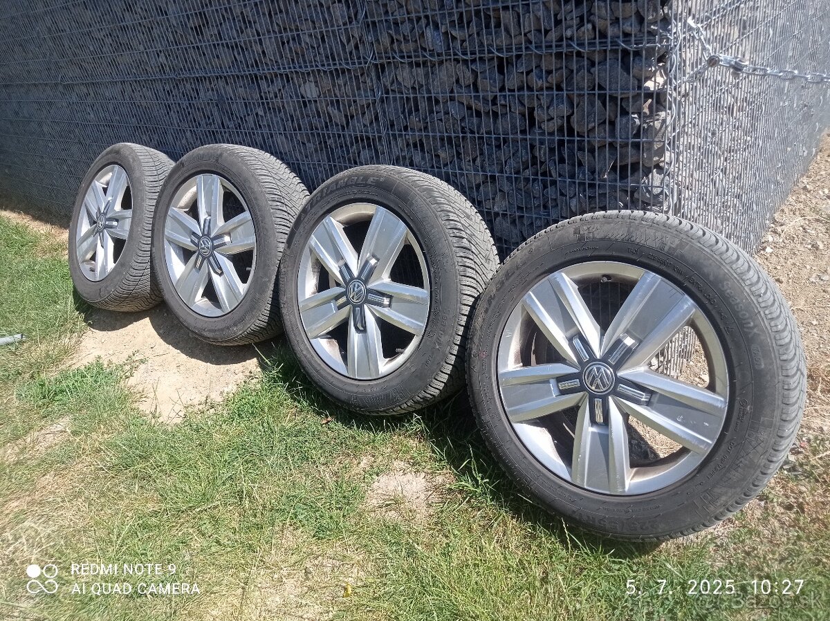 VW Devonport r17 5x120