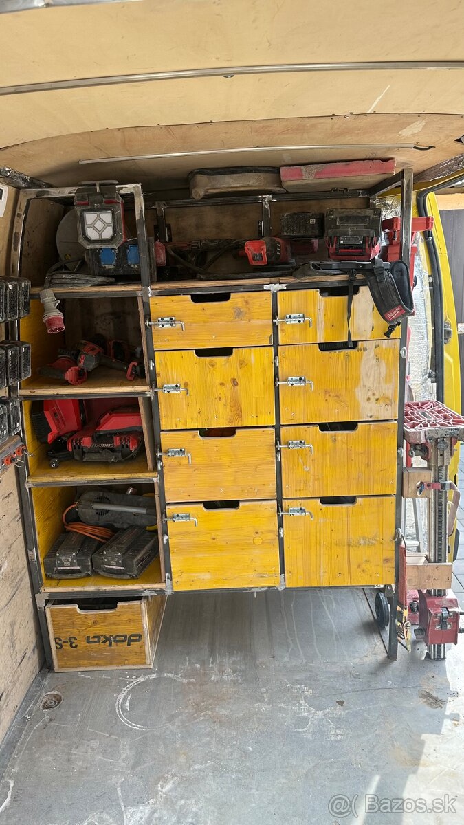 Renault Master 3 regál do auta, dodávky