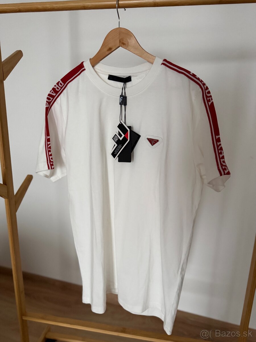 Panske biele tricko Prada