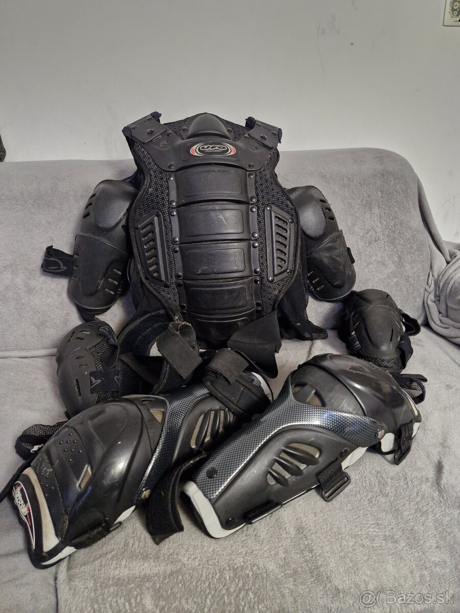 Korytnačka UFO Plast + kolenačky