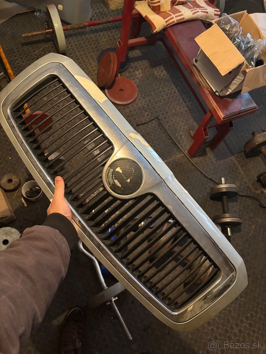 Škoda superb mk1 maska