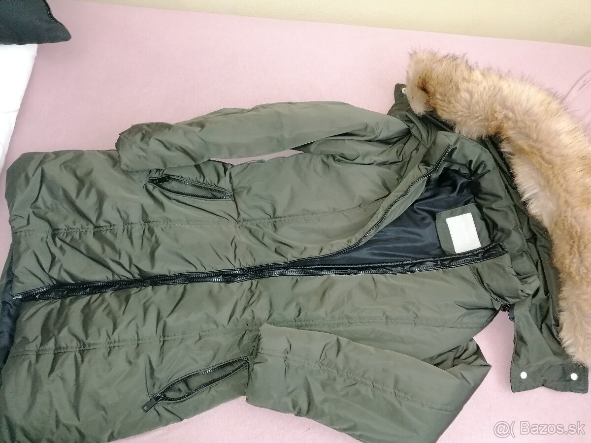 Zimna dlhšia bunda 38