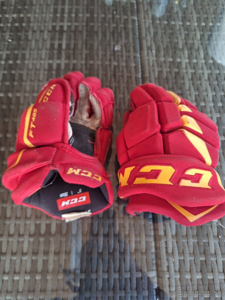 Hokejove rukavice ccm