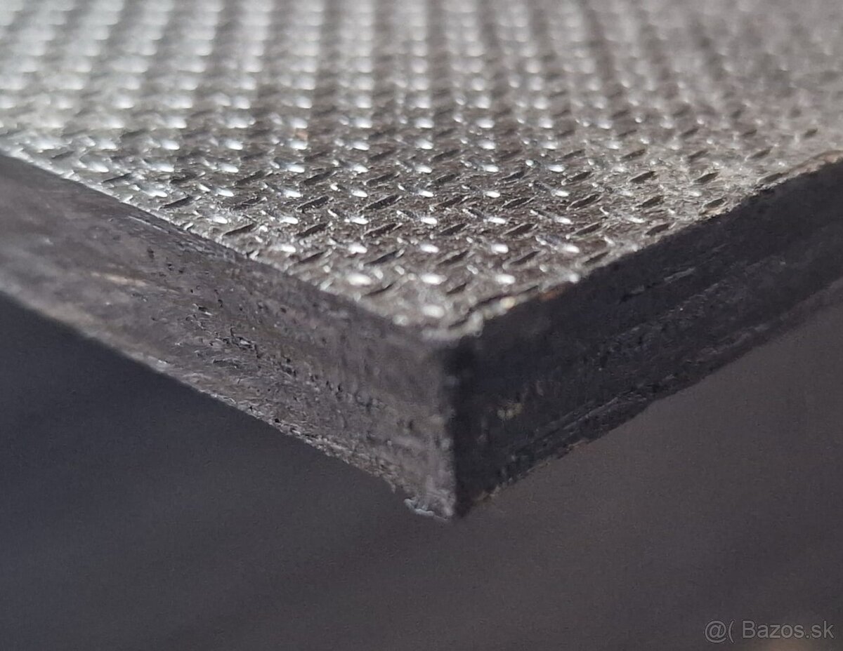 Protišmyková fóliovaná preglejka 9 mm