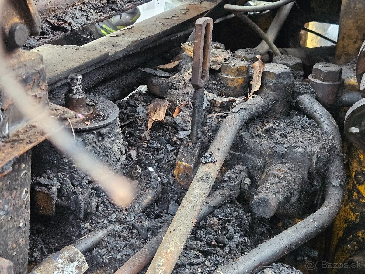 LKT 81 Turbo rozvádzač hydrauliky