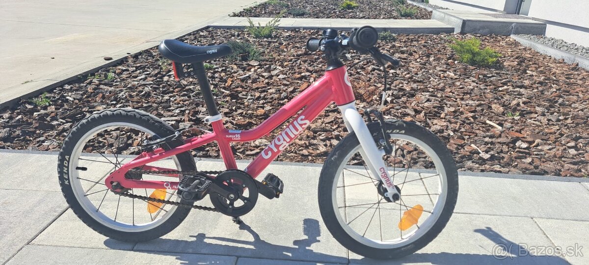 Cygnus Super Light 16´