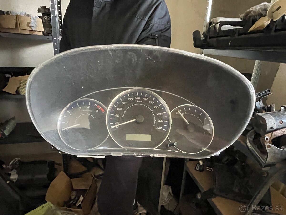 Budíky na Subaru Impreza 2009+