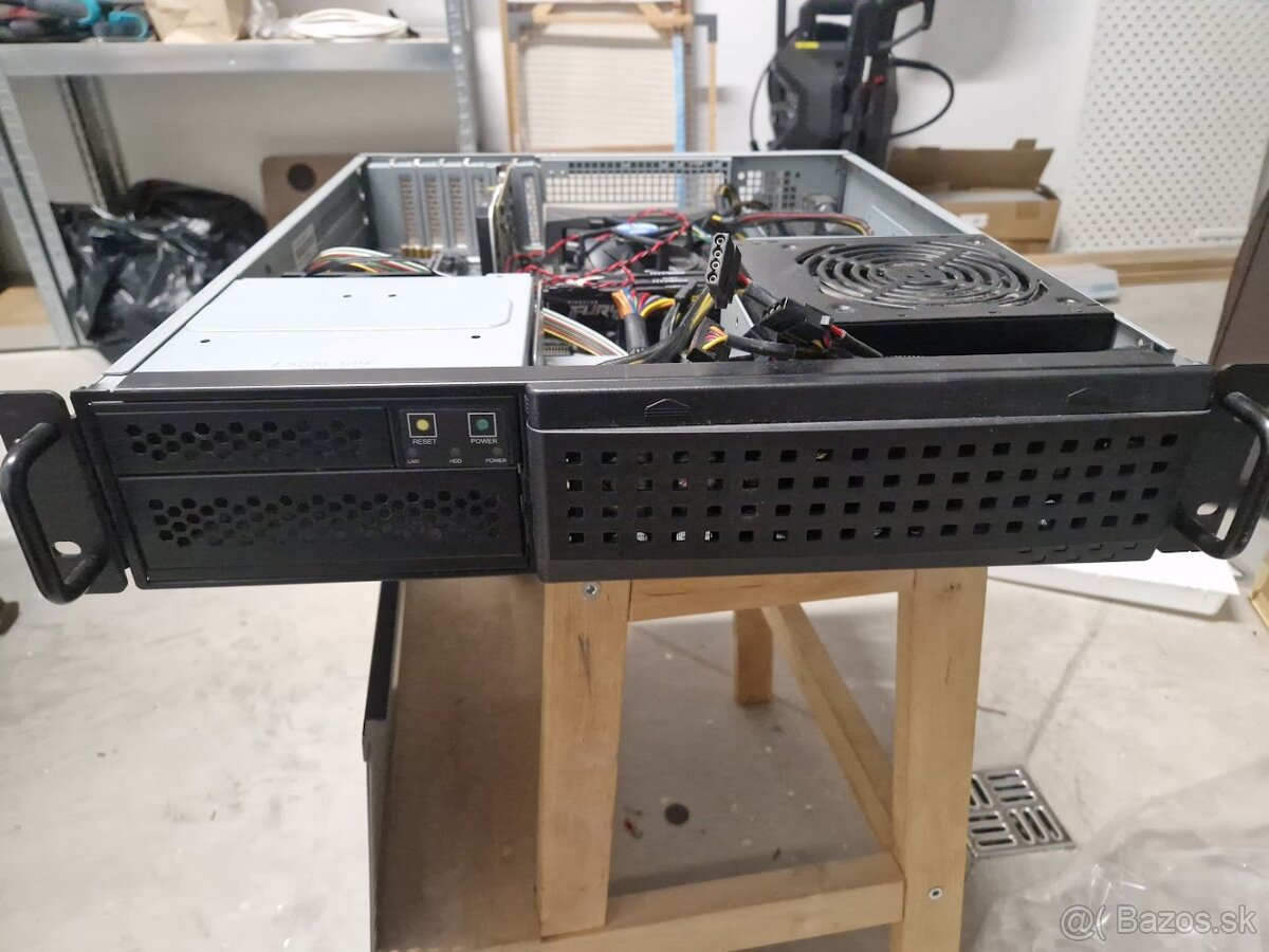 2U Rack case + i5 8500 + 32GB DDR4