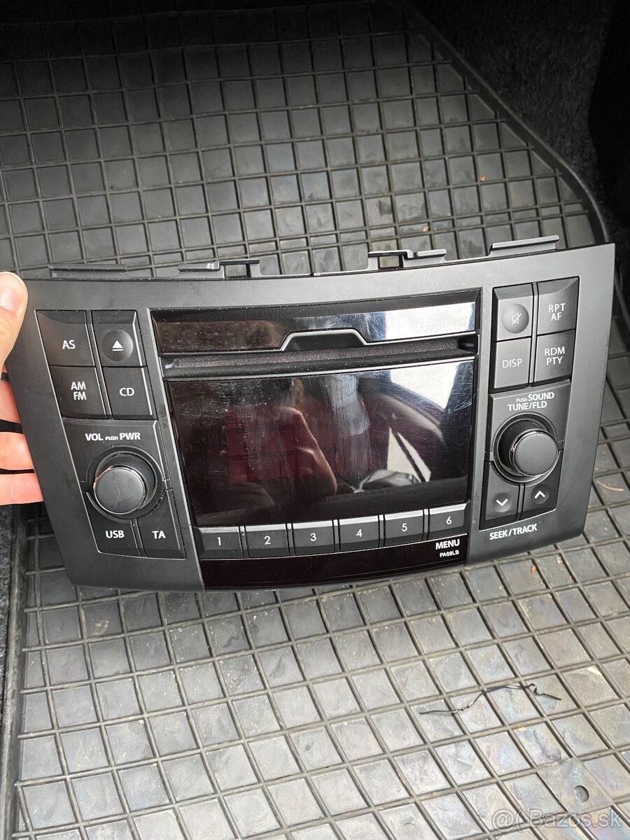 Rádio do Suzuki Swift