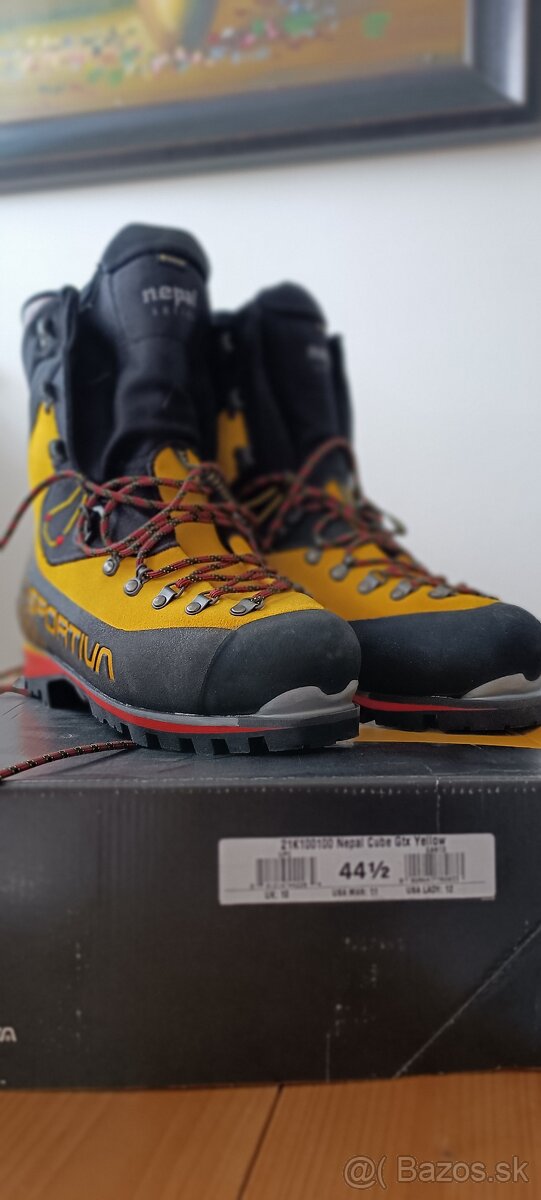 La sportiva nepal cube