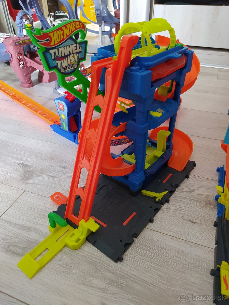 Hotwheels dráha, autoumyváreň