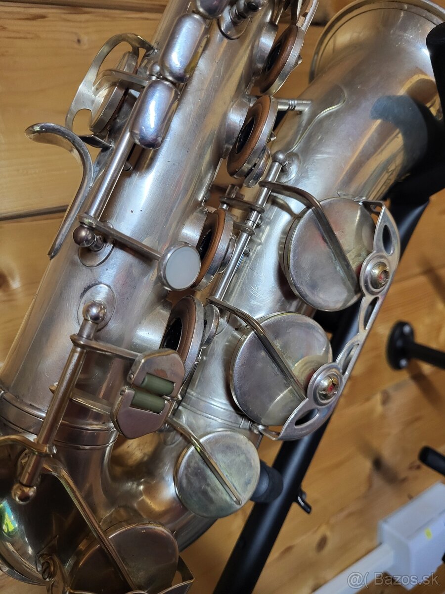 Alt saxofón
