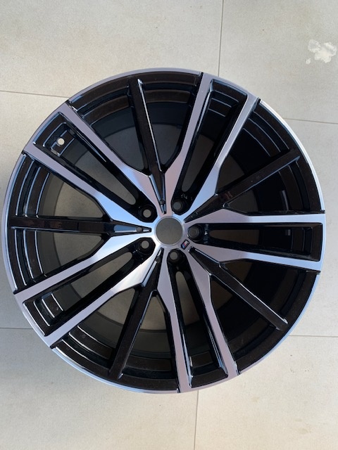 BMW ľahký disk 22"
