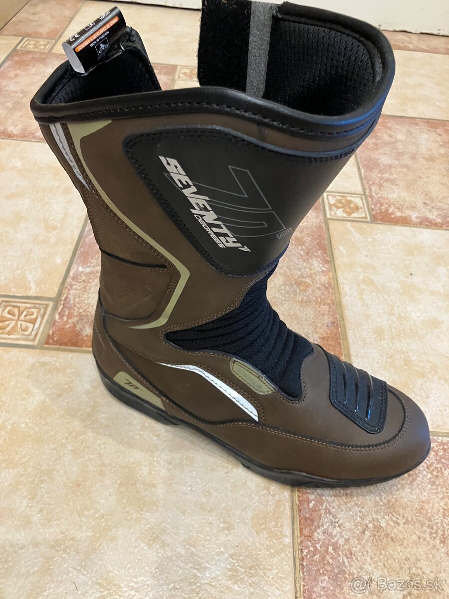 Moto čižmy