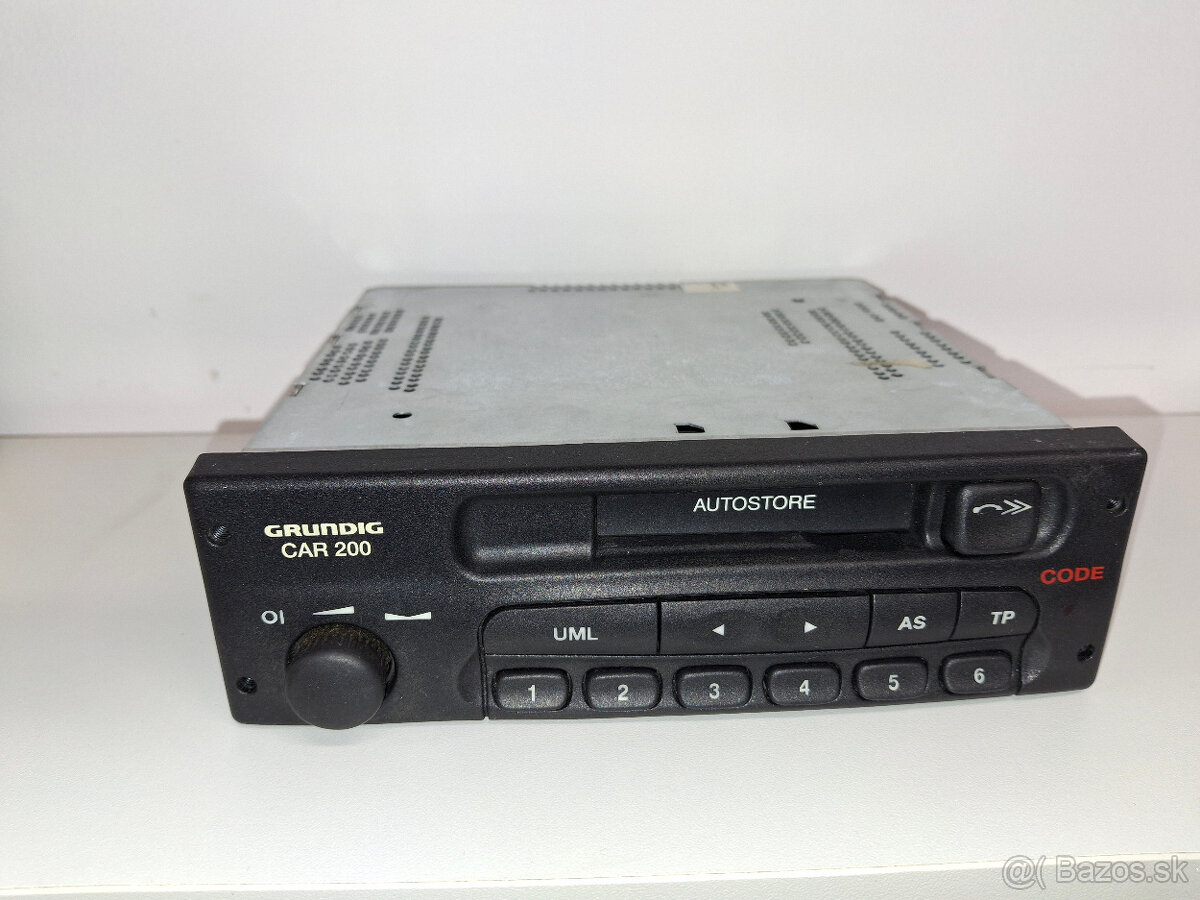 Predám autorádio GRUNDIG CAR 200