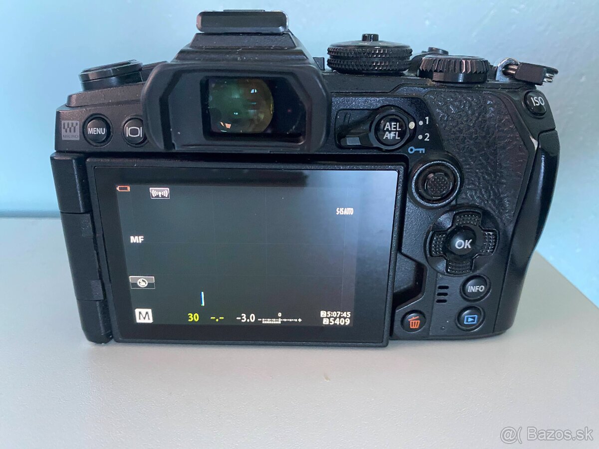 OM-D E-M1 Mark III