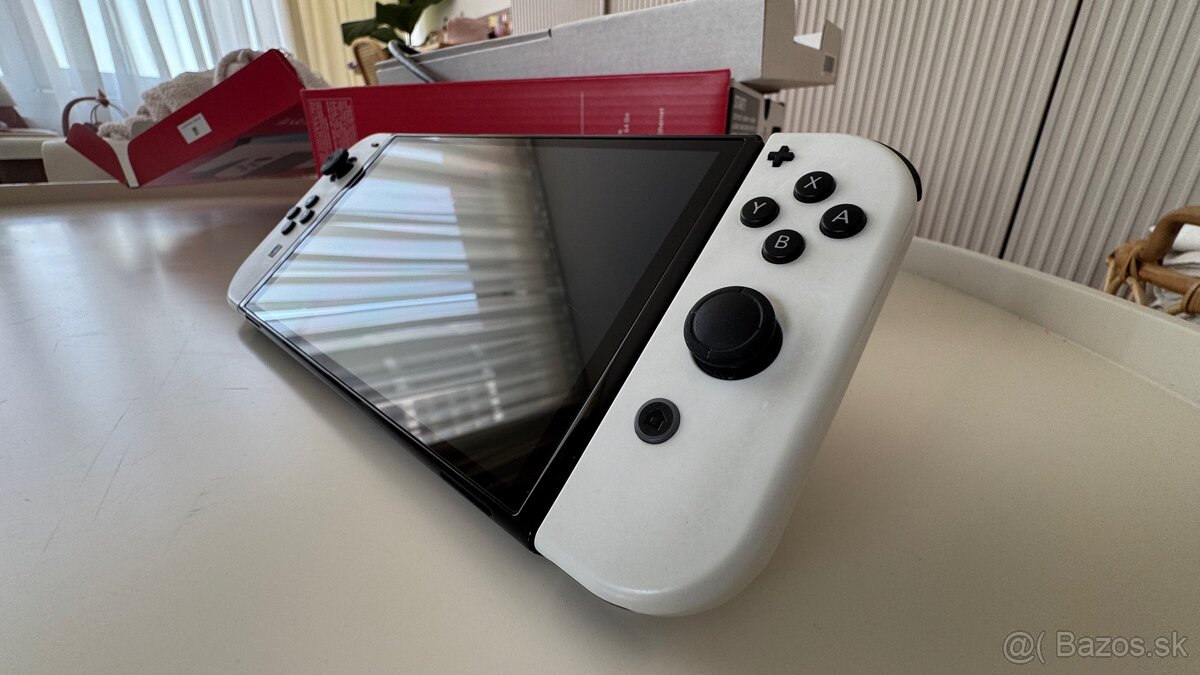 🏆 Nintendo Switch OLED White