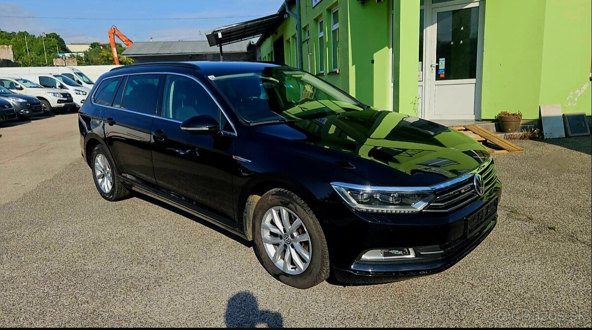 VW PASSAT VARIANT 4X4 - PREDAJ AJ NA SPLÁTKY
