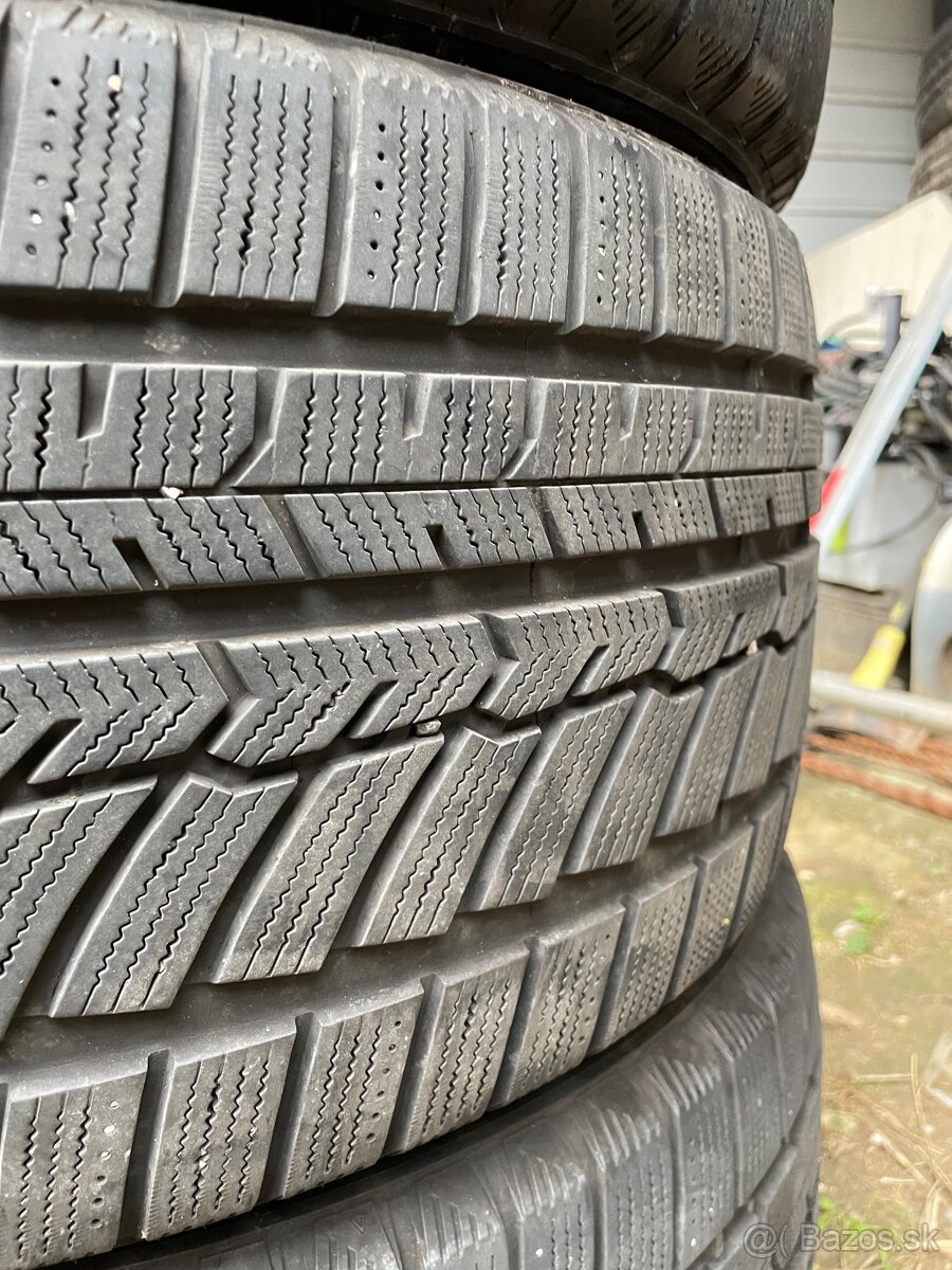 245/40 r18 zimne