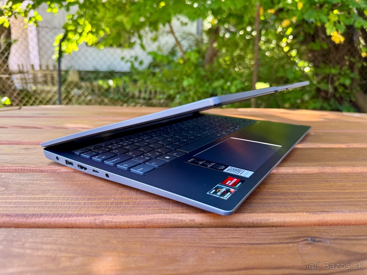 Lenovo IdeaPad Slim 3, 8/512GB, AMD Ryzen, Win 11 - v záruke