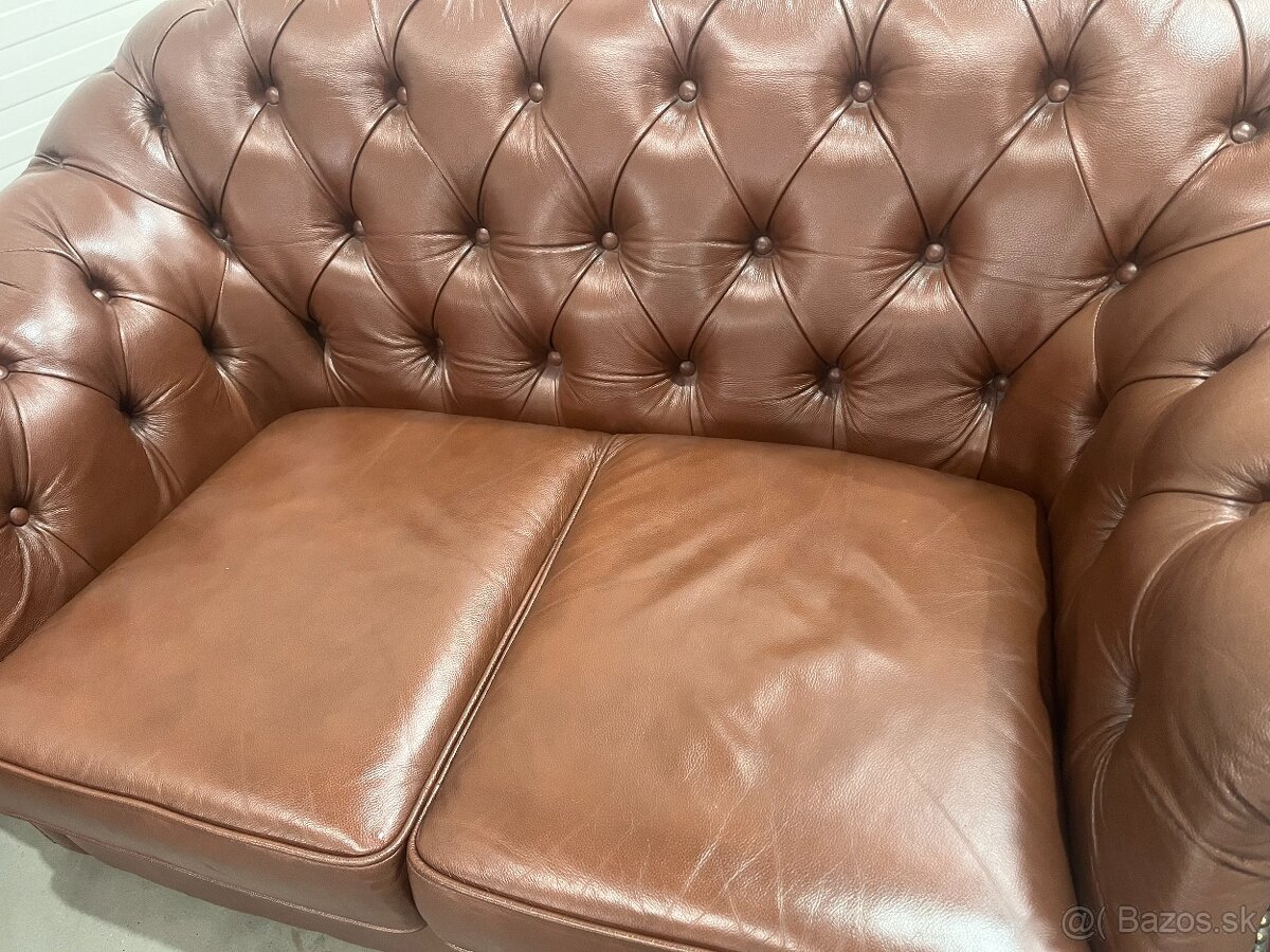 Reprezentativna Sedacia suprava Chesterfield